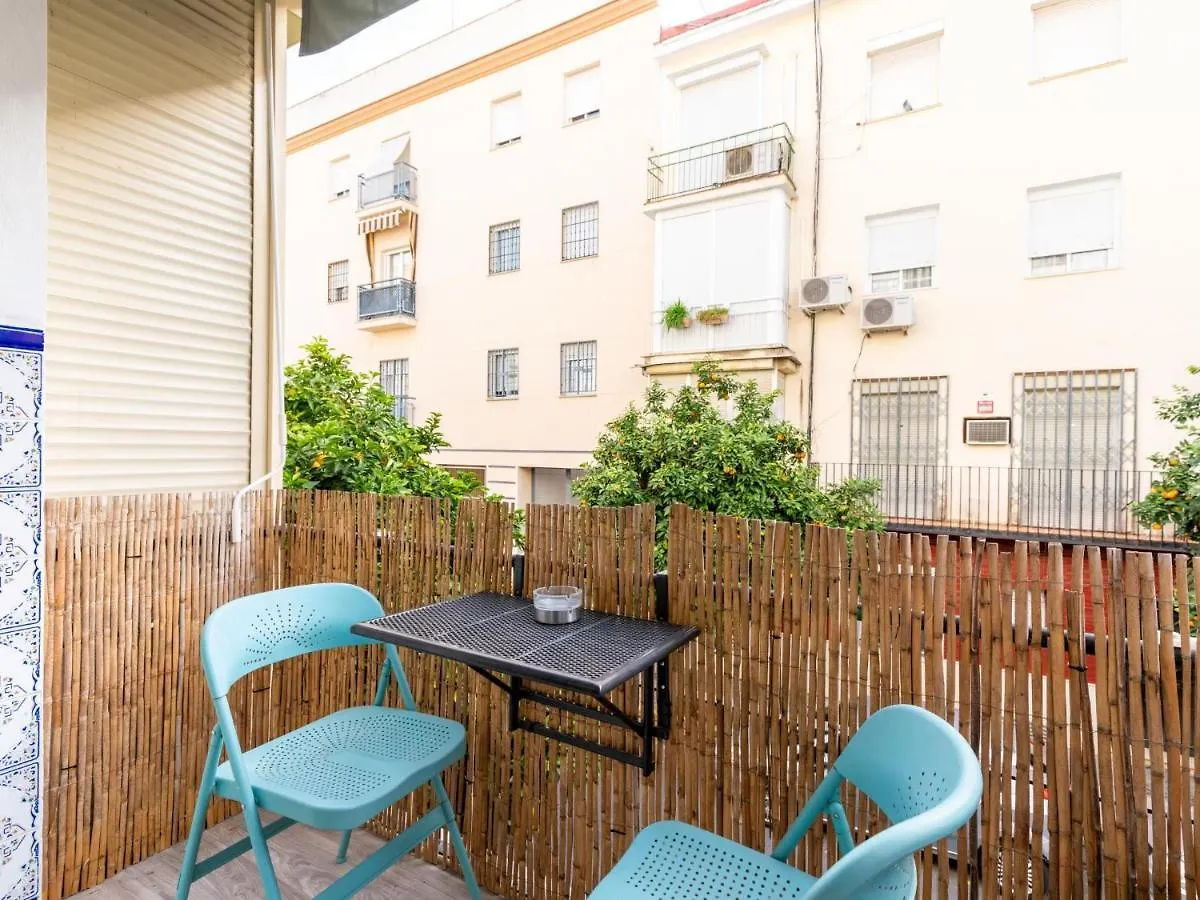Holi-Rent Padre Isla Apartment Seville