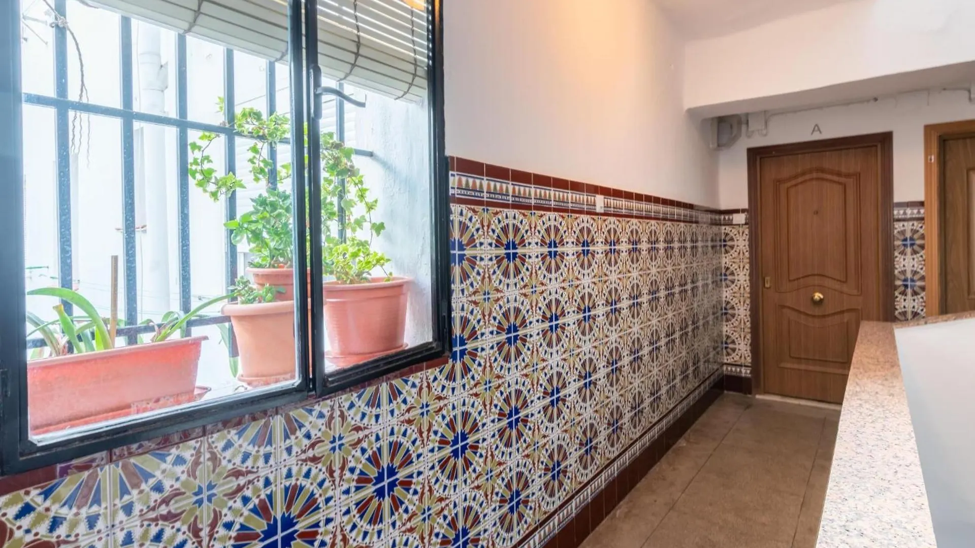 Holi-Rent Padre Isla Apartment Seville